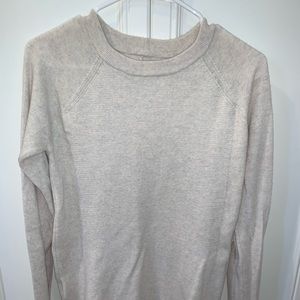 LULULEMON SWEATER